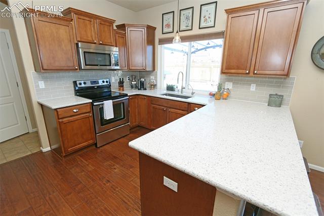 2195 Reed Grass Way Colorado Springs, CO 80915 - Photo 7 of 32