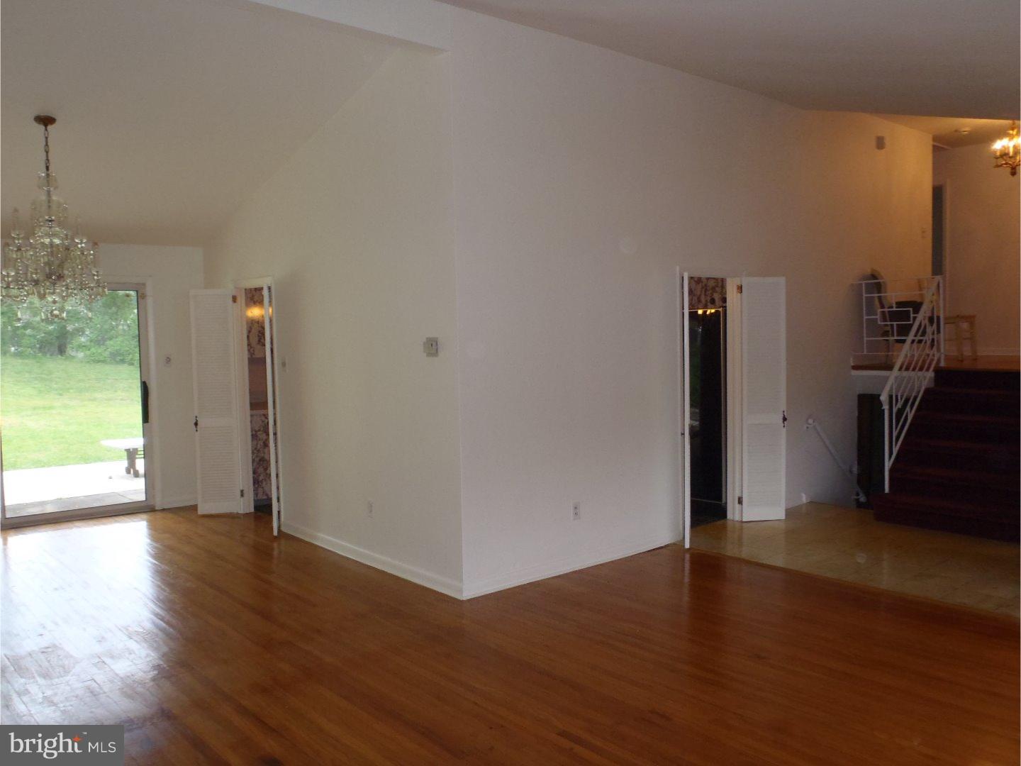 956 Old Ford Road Huntingdon Valley, PA 19006 - Photo 13 of 19