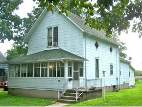 422 South Michigan Street Argos, IN 46501 - Photo 1 of 9 Gallery Image 1