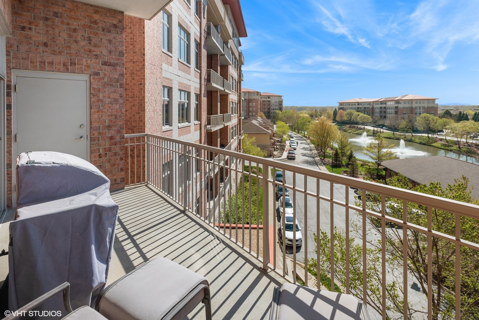 100 Prairie Park Drive, Unit 401 Wheeling, IL 60090 - Photo 21 of 29 a view of city from a balcony