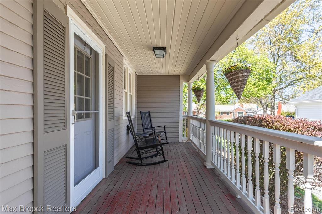 18277 Beverly Road Beverly Hills, MI 48025 - Photo 23 of 44