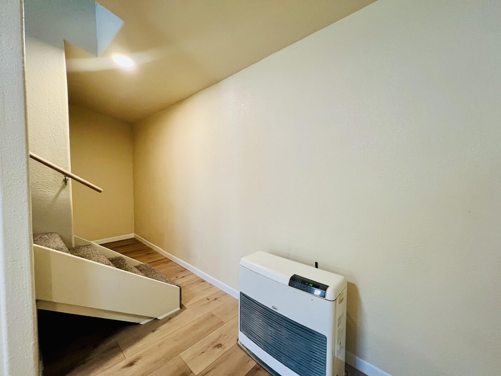 655 Cedar Avenue Butte Falls, OR 97522 - Photo 20 of 39 Hall