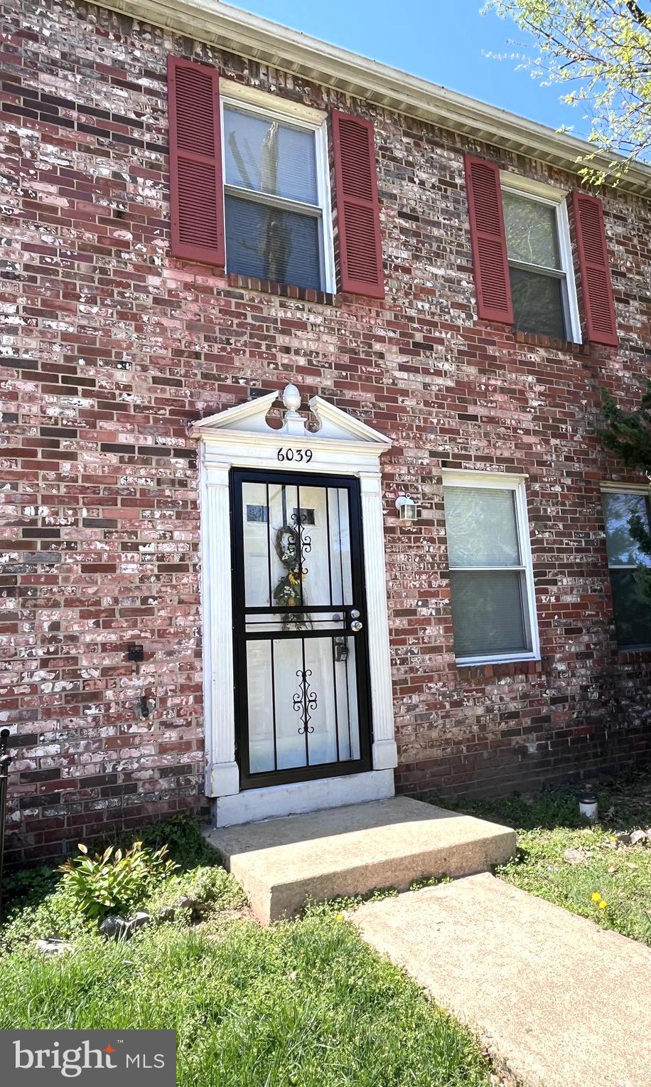 Welcome to 1039 Livinstong Road