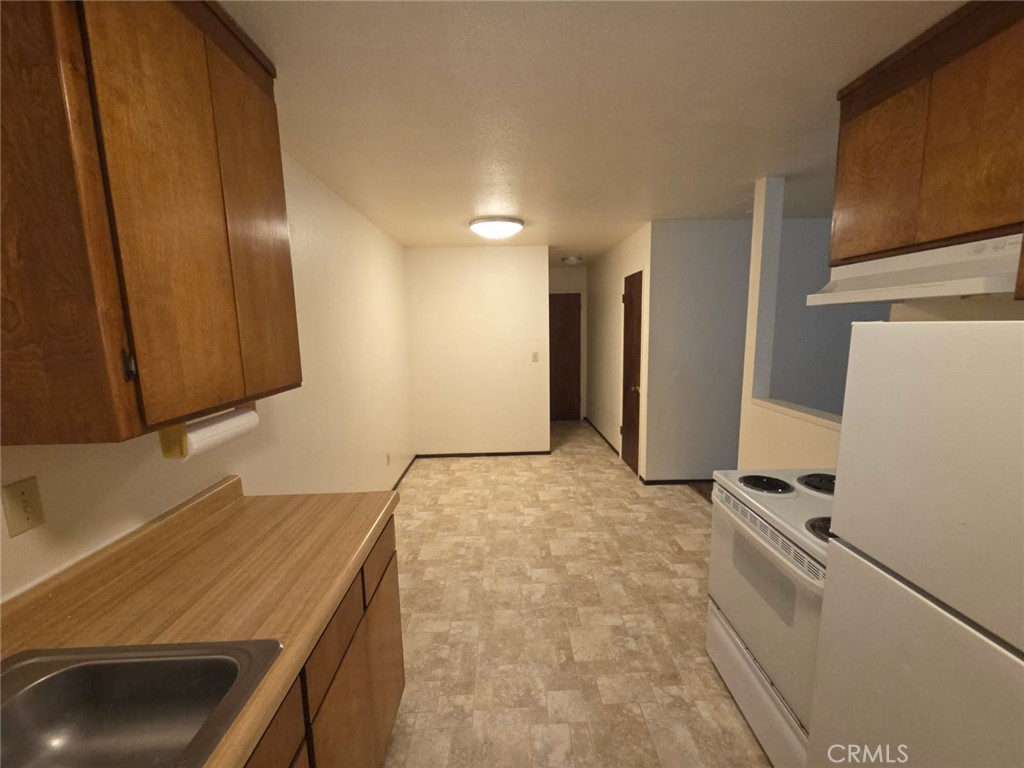1251 Butte Street Corning, CA 96021 - Photo 7 of 13