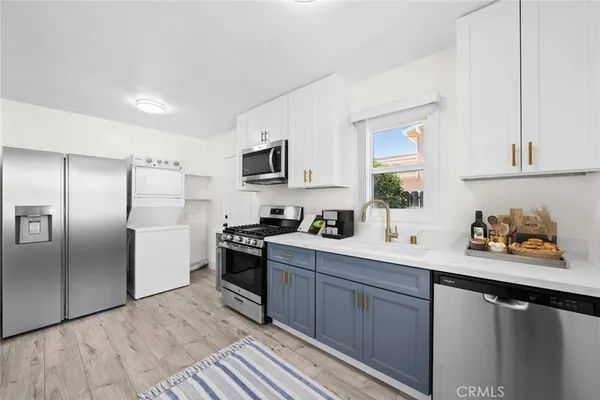 $3,995 | 1612 Orange Avenue, Costa Mesa, CA 92627