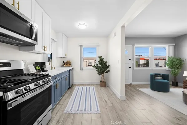 $3,995 | 1612 Orange Avenue, Costa Mesa, CA 92627