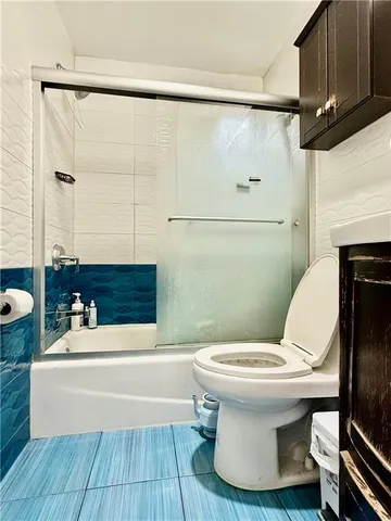 $3,250,000 | 1117 Glenwood Road | West Midwood