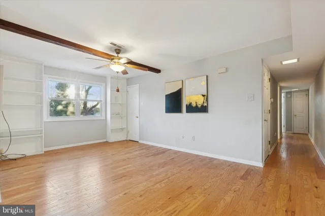 $1,900 | 720 Willow Street, Unit B, Lansdale, PA 19446