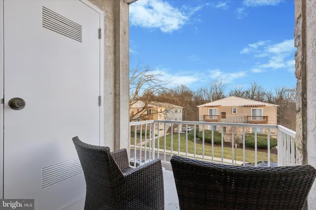 $1,900 | 720 Willow Street, Unit B, Lansdale, PA 19446