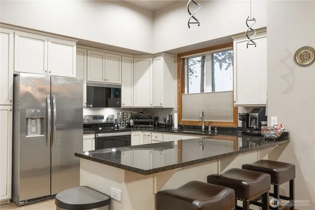 $520,000 | 7714 Birch Bay Drive, Unit 112, Blaine, WA 98230