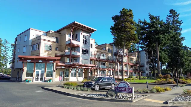 $520,000 | 7714 Birch Bay Drive, Unit 112, Blaine, WA 98230