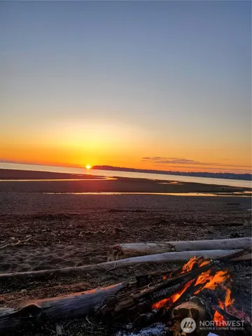 $520,000 | 7714 Birch Bay Drive, Unit 112, Blaine, WA 98230