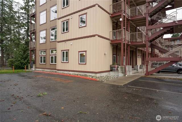 $520,000 | 7714 Birch Bay Drive, Unit 112, Blaine, WA 98230