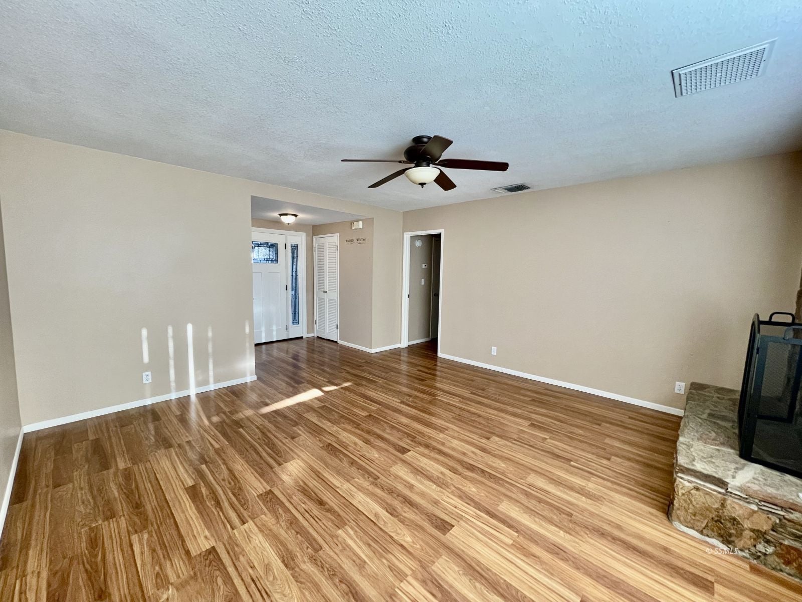 519 South Sanders Street Ridgecrest, CA 93555 - Photo 6 of 40 Gallery Image 6