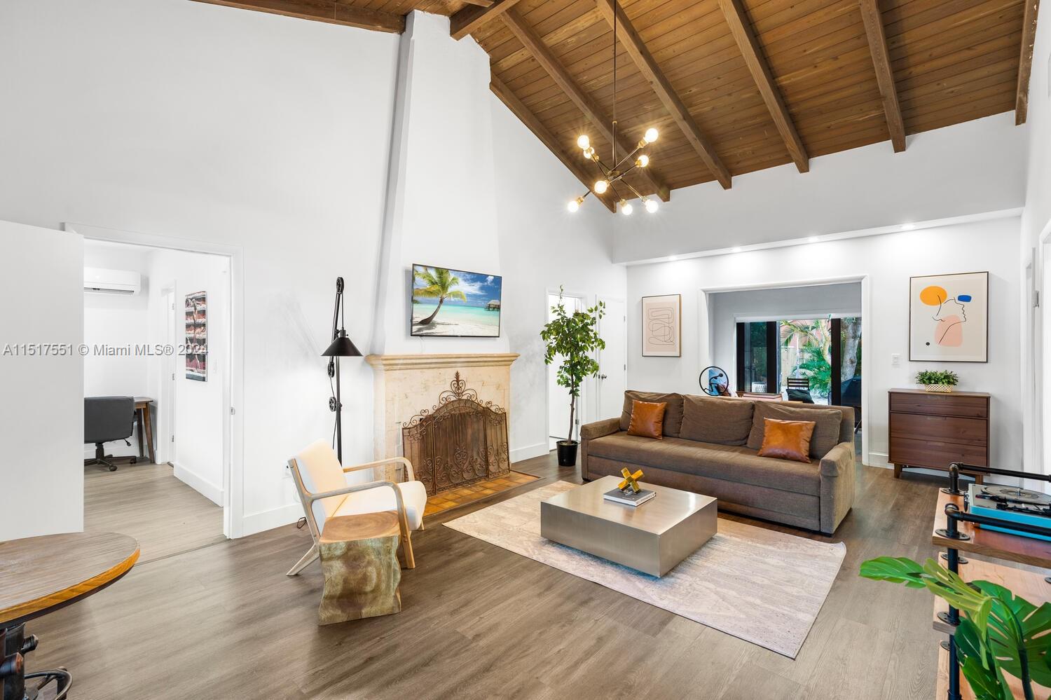 870 Northeast 82nd St  