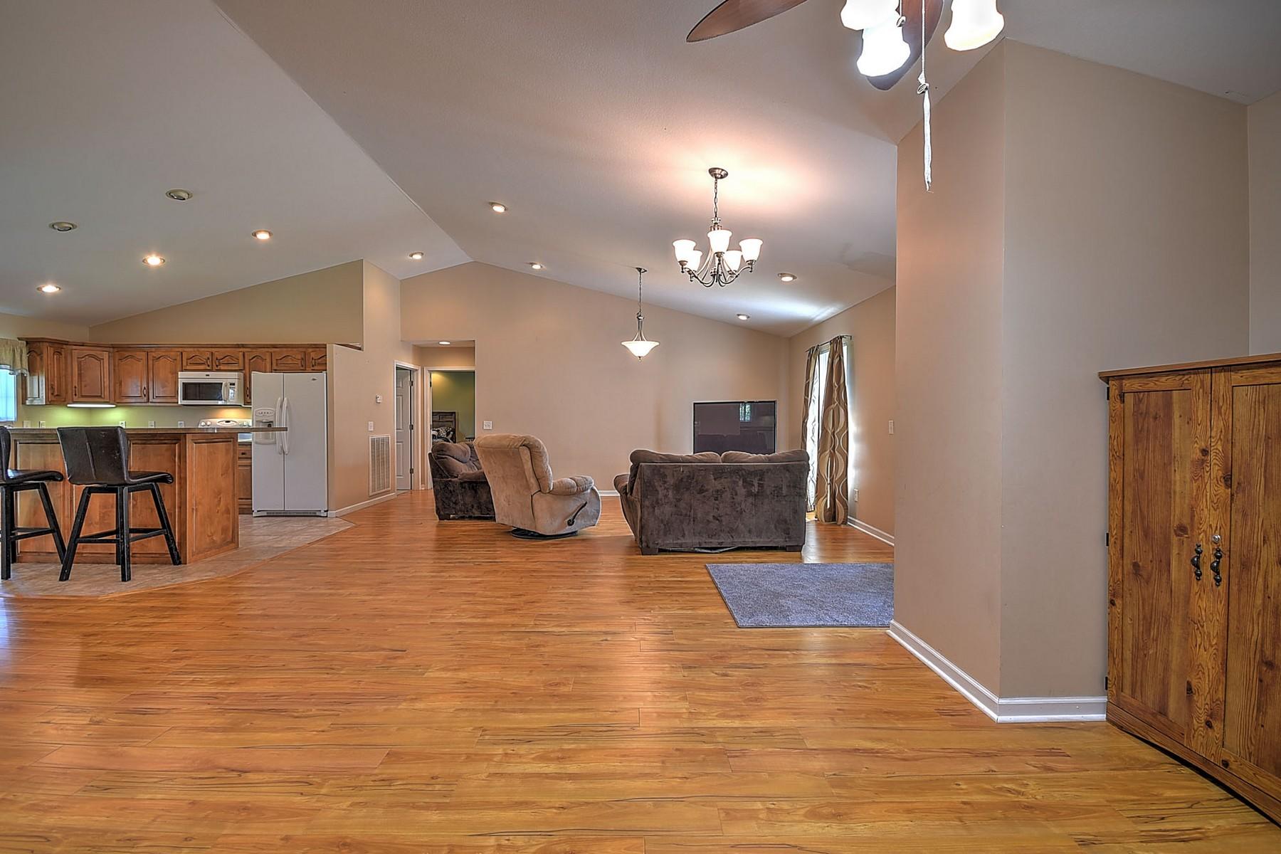 1113 Federal Road Madisonville, TN 37354 - Photo 7 of 27 C2 1113 Federal Rd-10