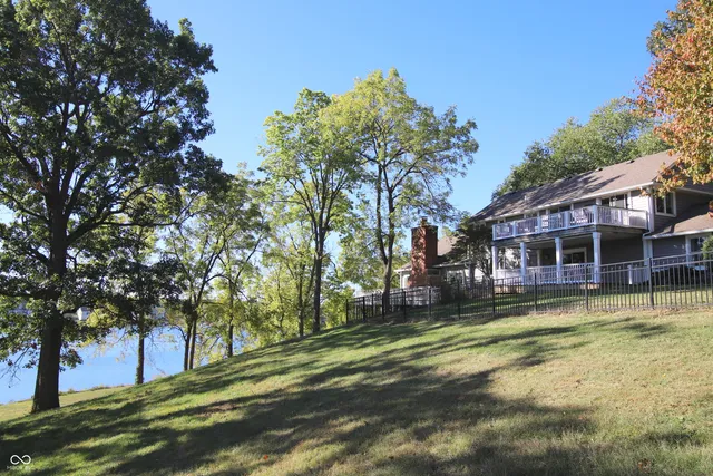 $1,600,000 | 10573 East 116th Street, Fishers, IN 46037