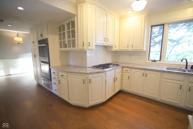 $1,600,000 | 10573 East 116th Street, Fishers, IN 46037