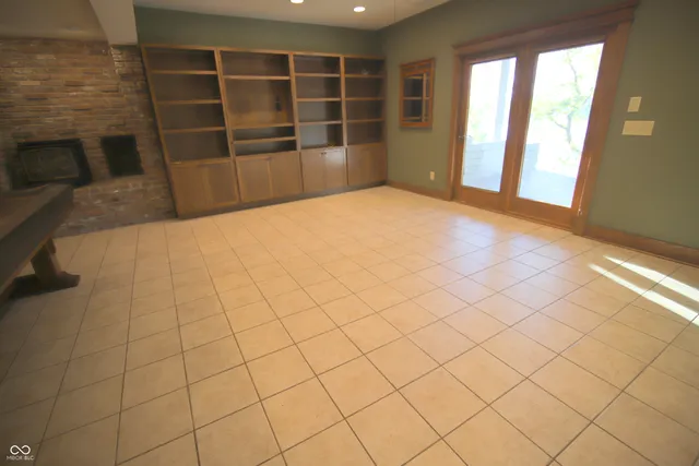 $1,600,000 | 10573 East 116th Street, Fishers, IN 46037