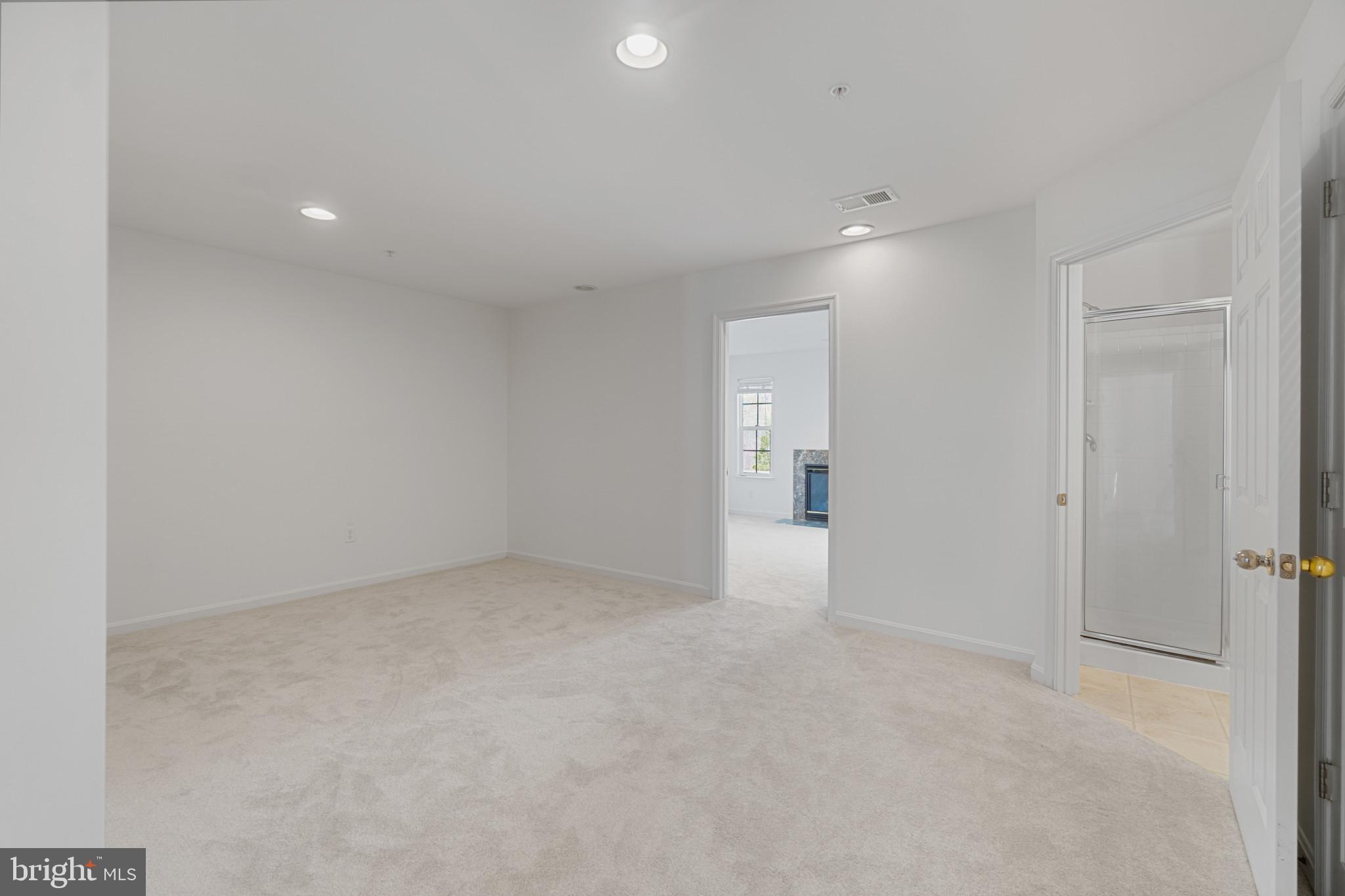 1034 Lily Way Odenton, MD 21113 - Photo 8 of 51