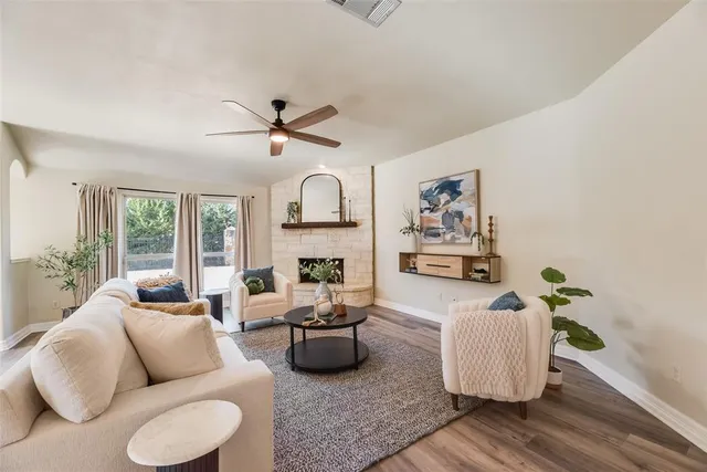 $350,000 | 810 English Ivy Drive, Prosper, TX 75078