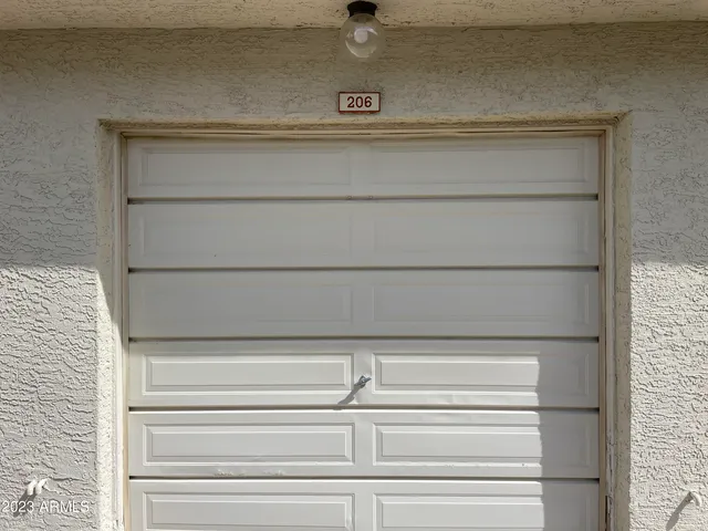 a view of a garage