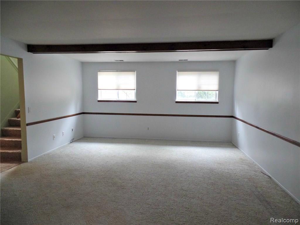 160 North Baldwin Road Oxford, MI 48371 - Photo 20 of 40 SAM_7657.JPG