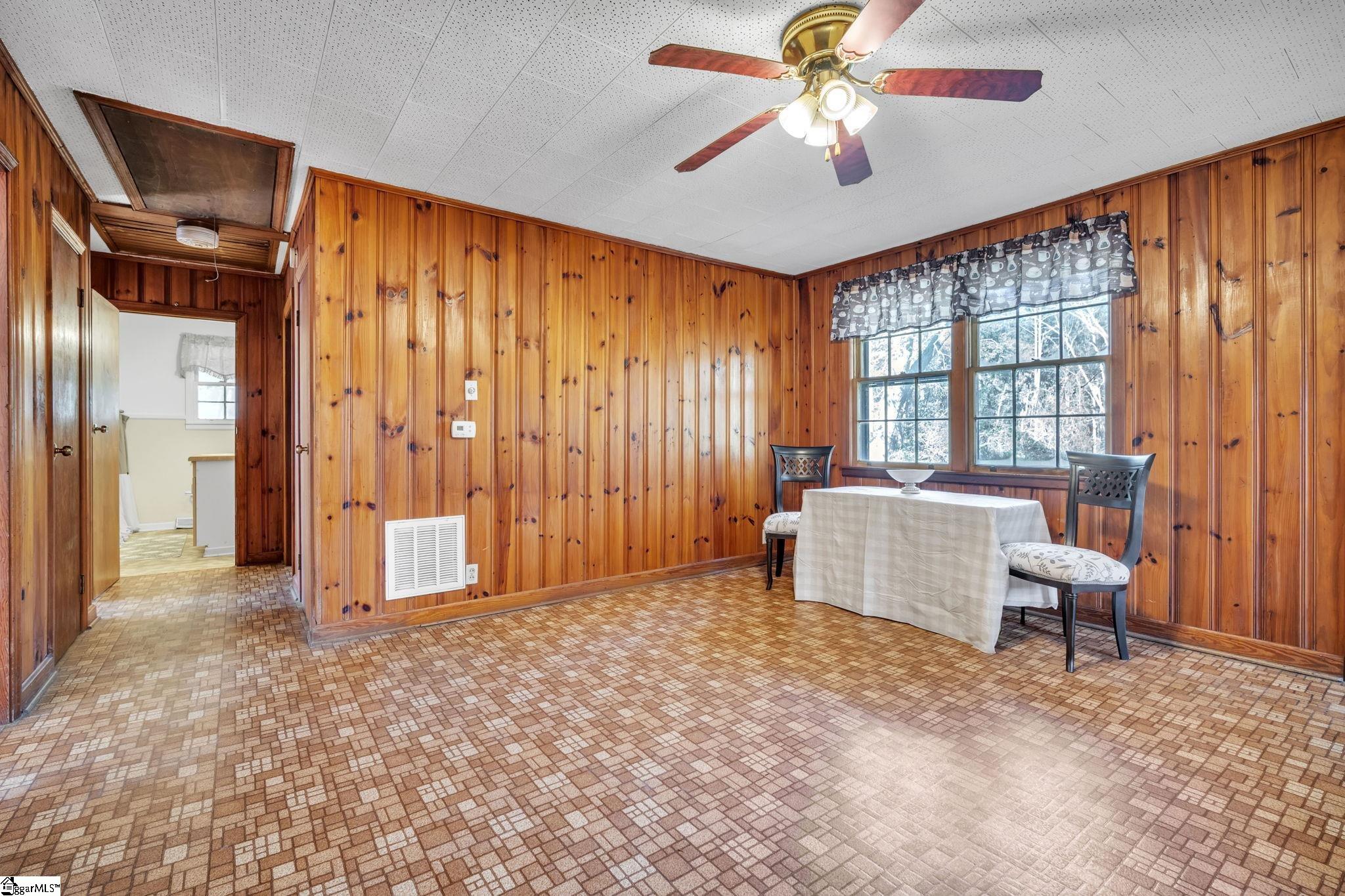 2882 Highway 252 Laurens, SC 29360 - Photo 11 of 30