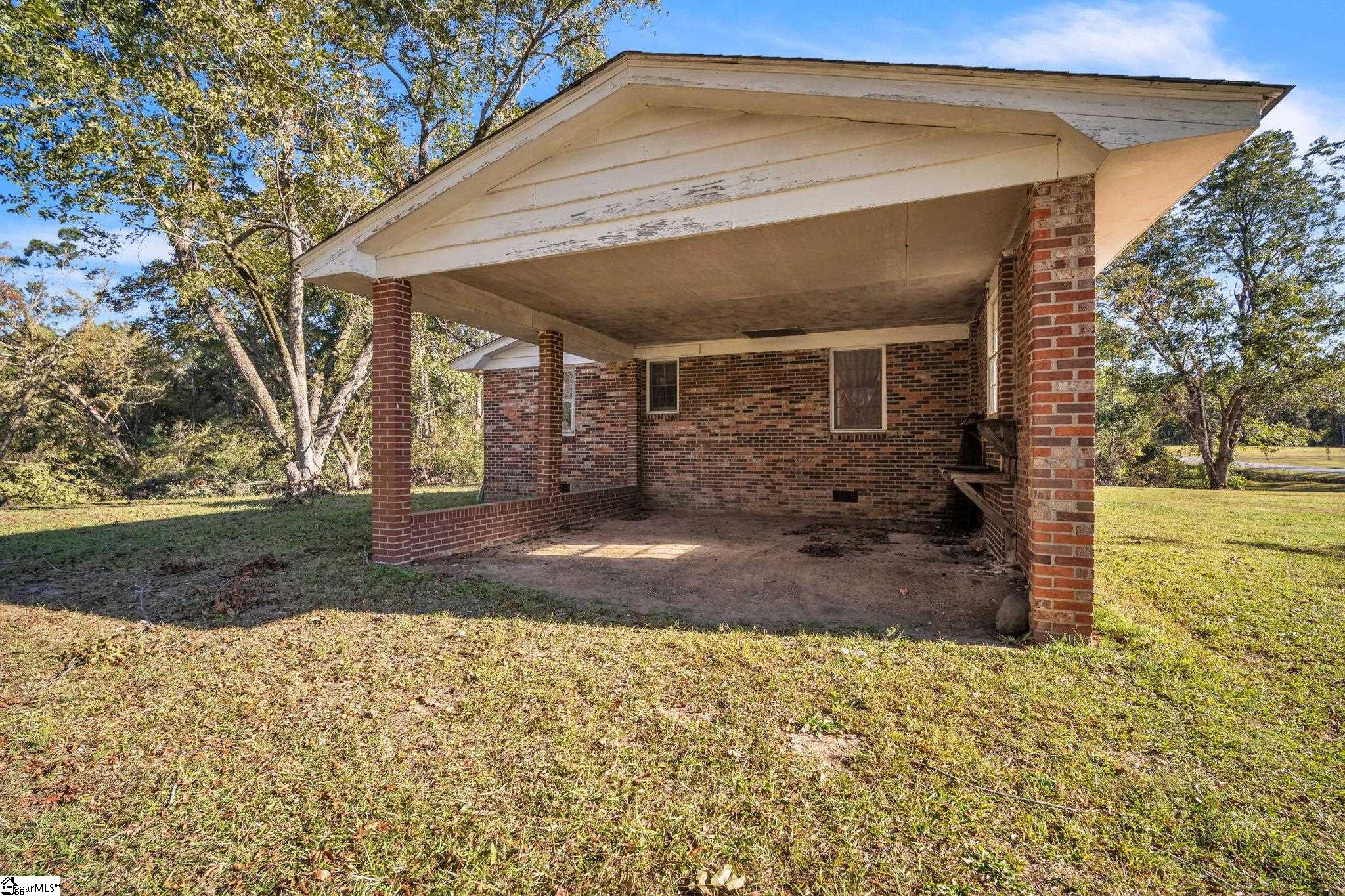 2882 Highway 252 Laurens, SC 29360 - Photo 23 of 30