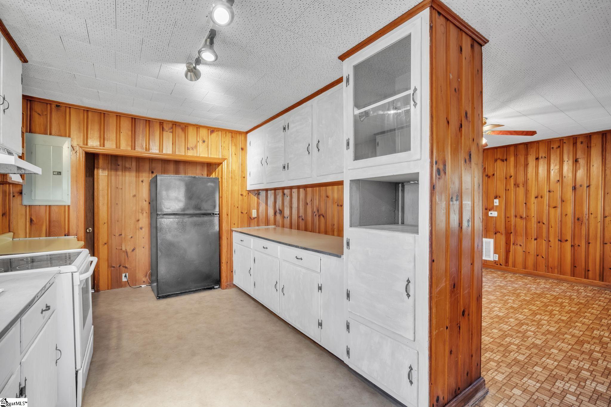 2882 Highway 252 Laurens, SC 29360 - Photo 9 of 30