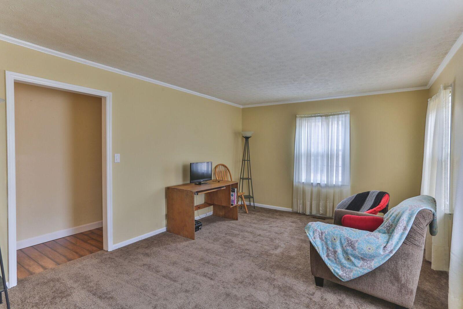 185 Gibson Drive Rockingham, NC 28379 - Photo 5 of 60 1O8A7235_preview.jpeg