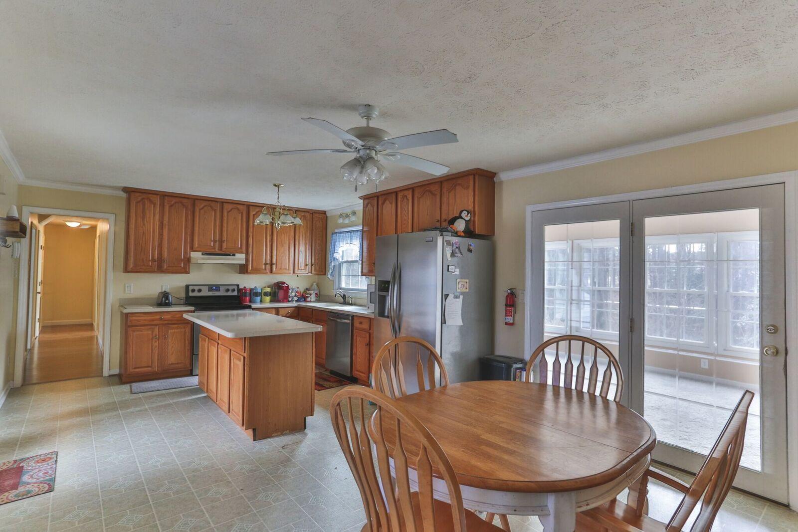 185 Gibson Drive Rockingham, NC 28379 - Photo 10 of 60 1O8A7259_preview.jpeg