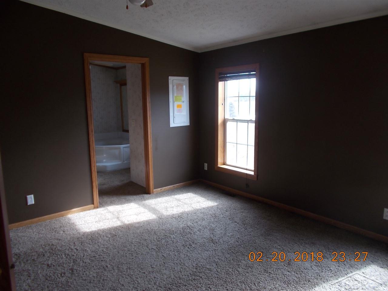 10799 West Gary Road Chesaning, MI 48616 - Photo 6 of 11