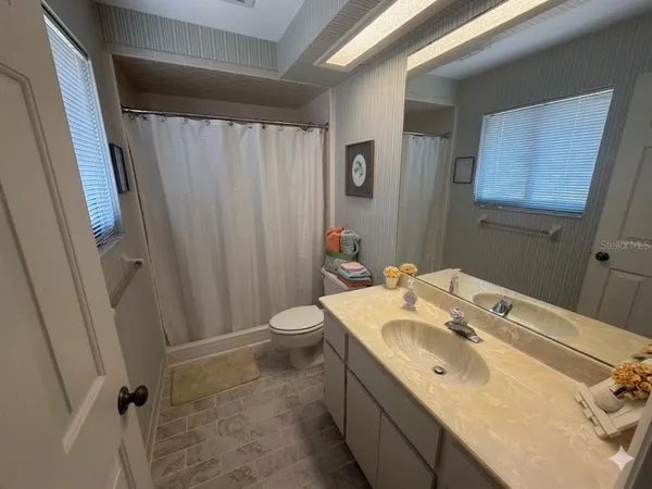 $2,700 | 804 Palm Harbor Court, Leesburg, FL 34748