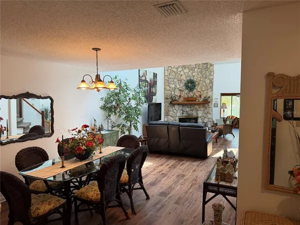 $2,700 | 804 Palm Harbor Court, Leesburg, FL 34748