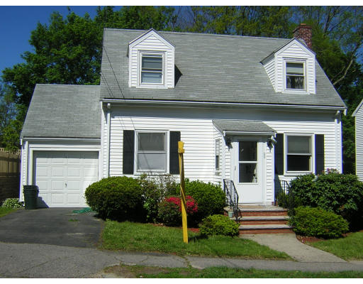 25 Brae Road Quincy, MA 02169 - Photo 2 of 4 Gallery Image 2