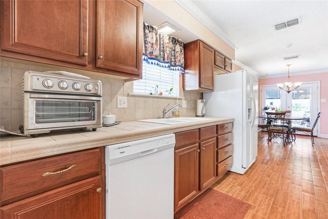 4912 Rye Street Metairie, LA 70006 - Photo 5 of 17 Gallery Image 5
