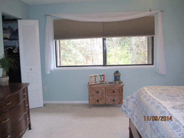 3759 Cedaridge Road Kalamazoo, MI 49008 - Photo 13 of 51 Mbr part bed and window