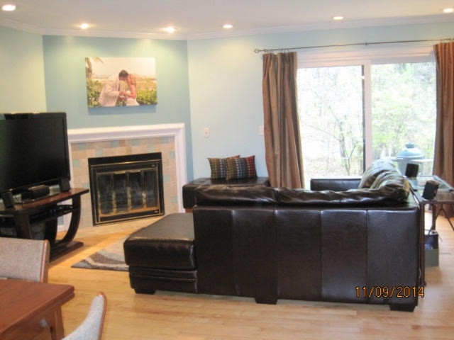 3759 Cedaridge Road Kalamazoo, MI 49008 - Photo 5 of 51 Living Room frplace
