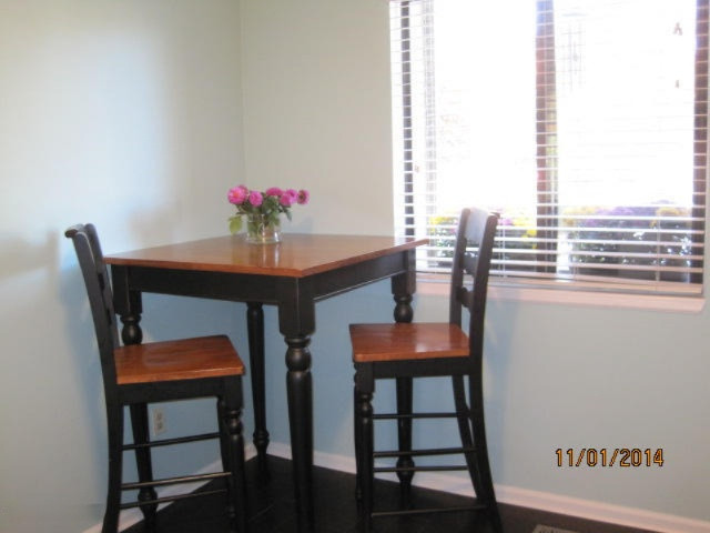 3759 Cedaridge Road Kalamazoo, MI 49008 - Photo 10 of 51 Kitchen Eating Area