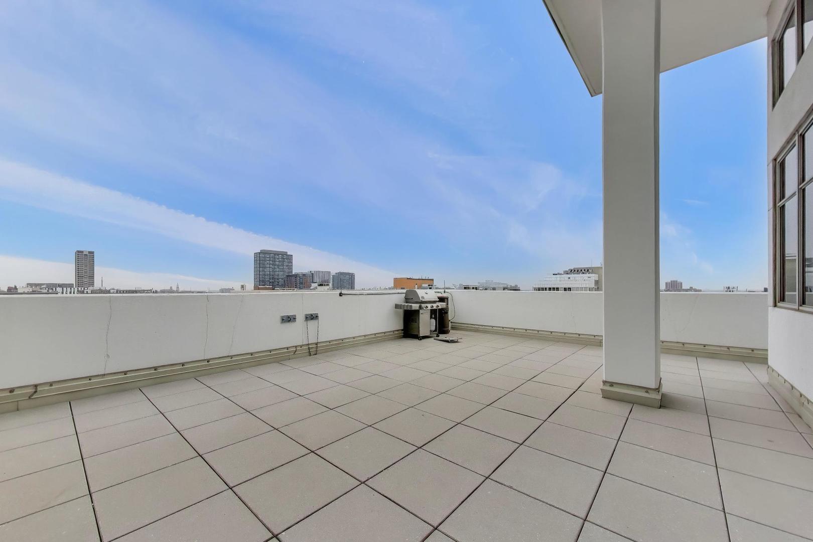 901 West Madison Street, Unit 1012 Chicago, IL 60607 - Photo 34 of 41 Gallery Image 34