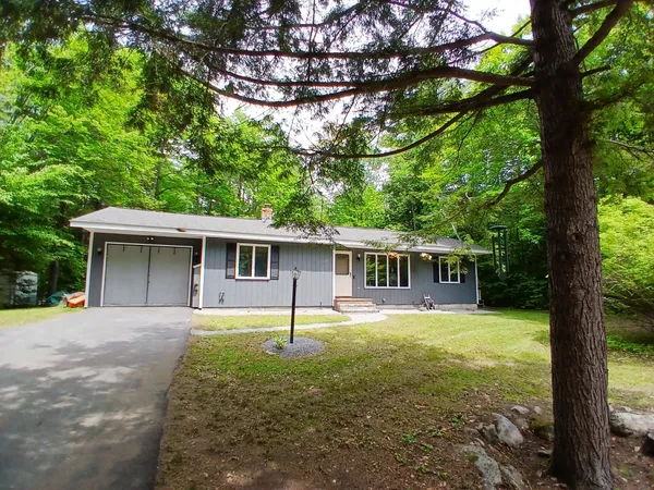 $499,900 | 67 South Brook Circle, Newbury, NH 03255