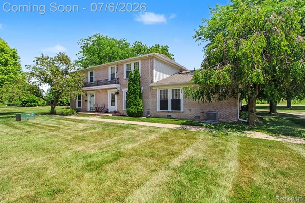 $139,900 | 28427 Longmeadow Lane, Trenton, MI 48183