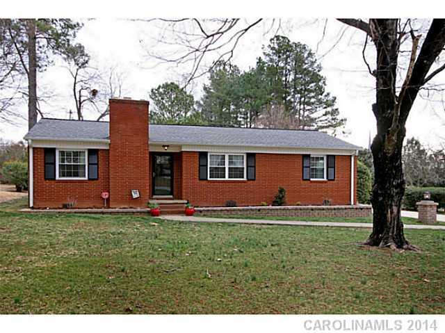 428 Fieldstone Road Mooresville, NC 28115 - Photo 1 of 16