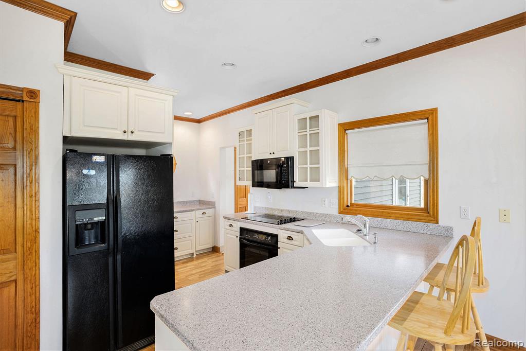 3290 Fisher Road Howell, MI 48855 - Photo 13 of 37 Gallery Image 13