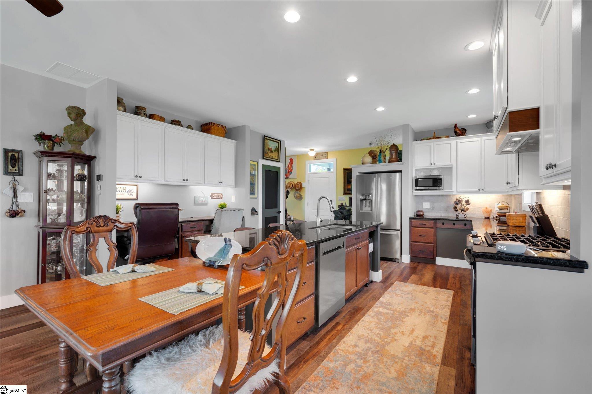 349 Amberwood Road Pickens, SC 29671 - Photo 8 of 46