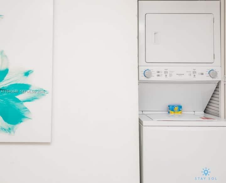 2602 East Hallandale Beach Boulevard, Unit R2006 Hallandale Beach, FL 33009 - Photo 19 of 24