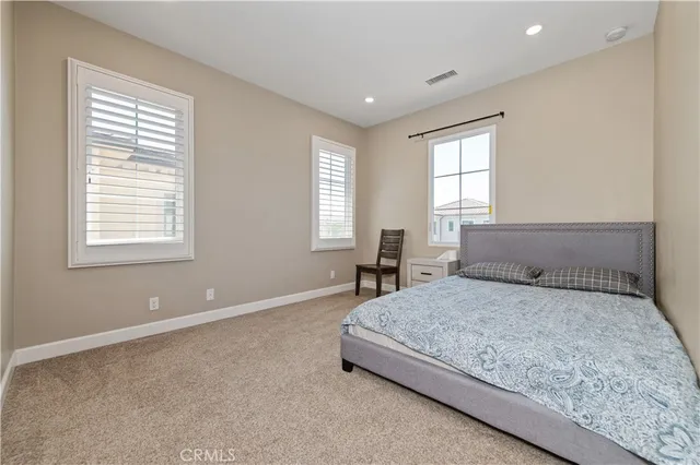 $6,000 | 128 Iron Horse, Irvine, CA 92602