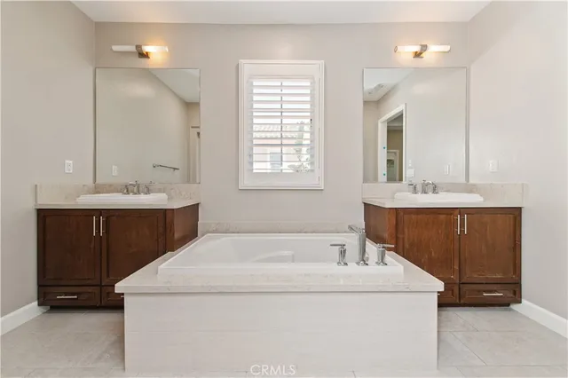 $6,000 | 128 Iron Horse, Irvine, CA 92602