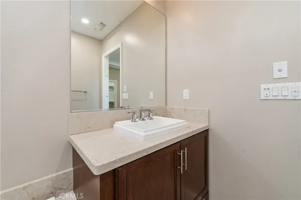 $6,000 | 128 Iron Horse, Irvine, CA 92602